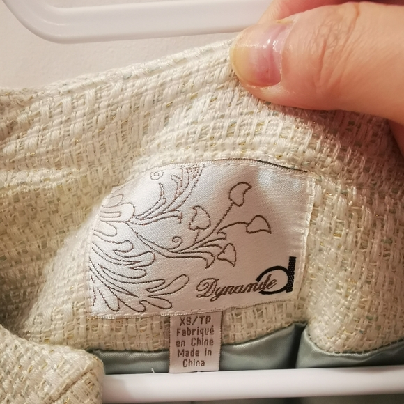 Dynamite White Cropped Blazer - Picture 4 of 6